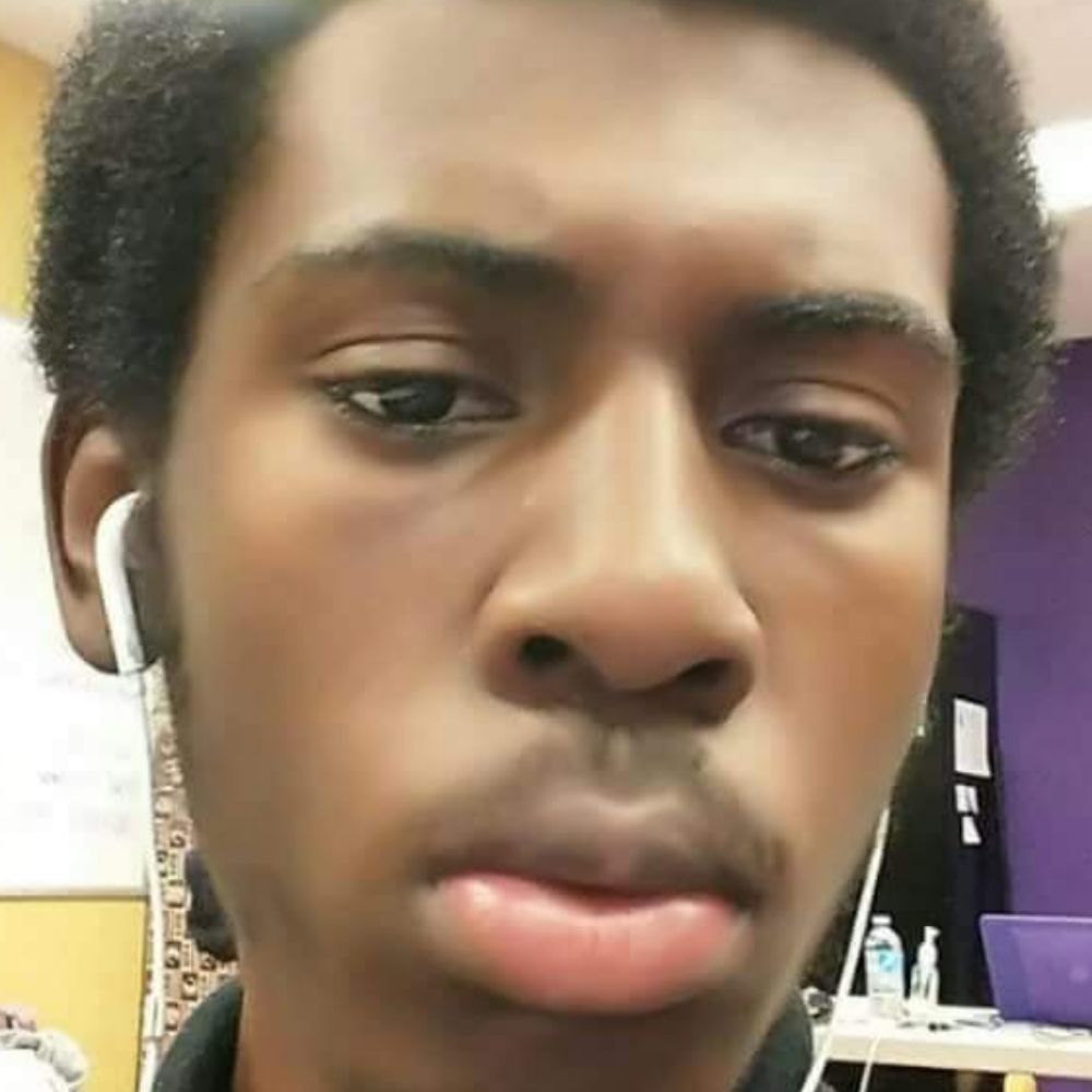 Meet your Posher, Marcus